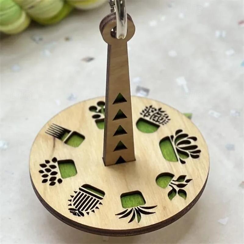 2 Pcs Portable Wrist Yarn Holder Travel Wrist Hanging Yarn Dispenser Gift for Crocheter2