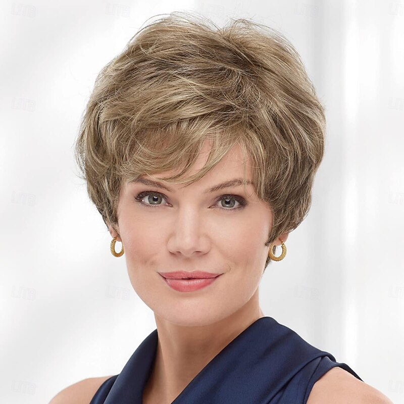 Classic Short Wig with Enviable Volume and Textured Layers Multi-Tonal Shades of Blonde
