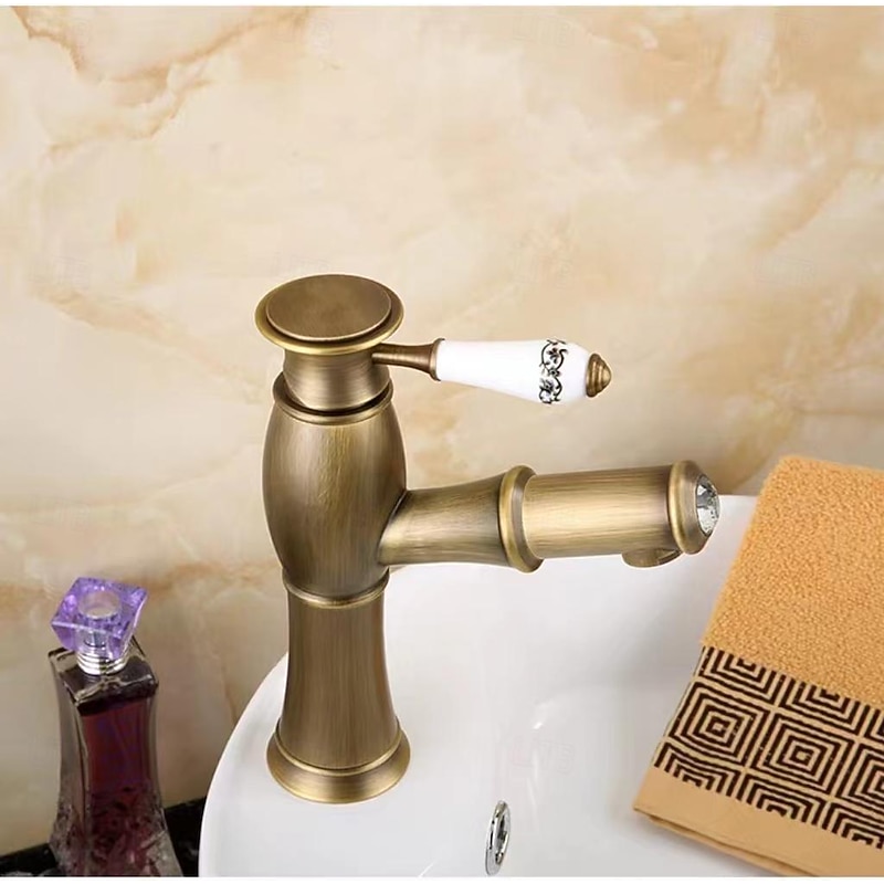Bathroom Sink Faucet - Pull out Antique Brass Centerset Single Handle One HoleBath Taps4
