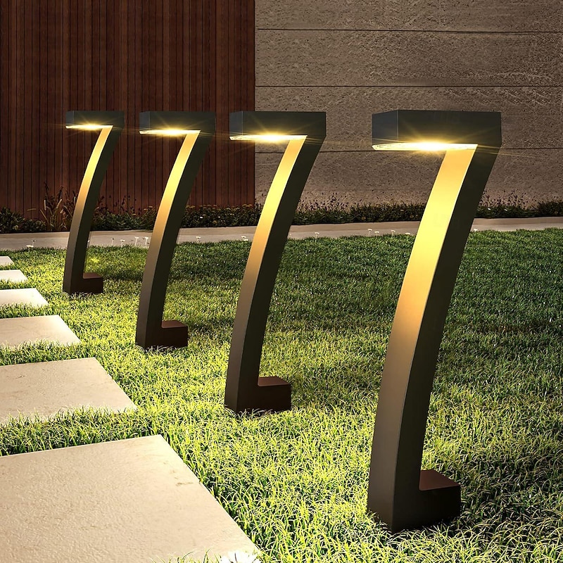2pcs Outdoor Solar Landerscape Lighting Pathway Light Flame Shaped Lawn Light Outdoor Garden Lights for Patio Villa Park Lawn Walkway Waterproof Lighting Atmosphere Landscape Decor Light