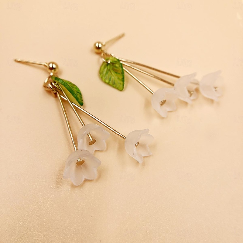 1 Pair Stud Earrings Drop Earrings For Women's Wedding Party Evening Date Alloy Fancy Fashion Petal4