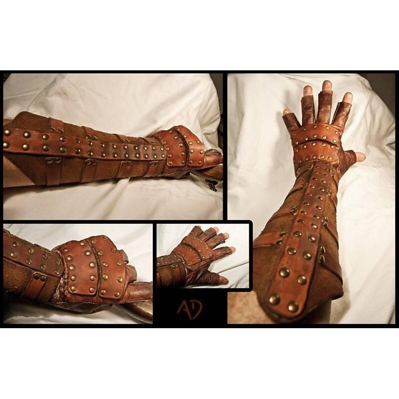 Medieval Renaissance Steampunk Cosplay Costume Armor Masquerade Warrior Viking Crusader Archery Fancy Dress Men's Women's Viking Halloween Masquerade Performance Stage LARP Adults' Bracers Arm Guards3