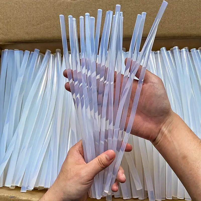 1KG Transparent and Super Sticky Hot Melt Adhesive Stick Environmentally Friendly and Odorless Heat Capacity Adhesive Stick Adhesive Strip 7*200MM