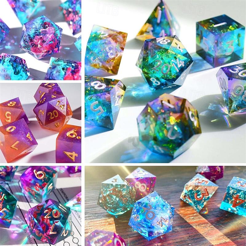 2PCS Dropping Resin Polyhedral Dice Keychain DIY Running Group Board Game Dice Silicone Mold4