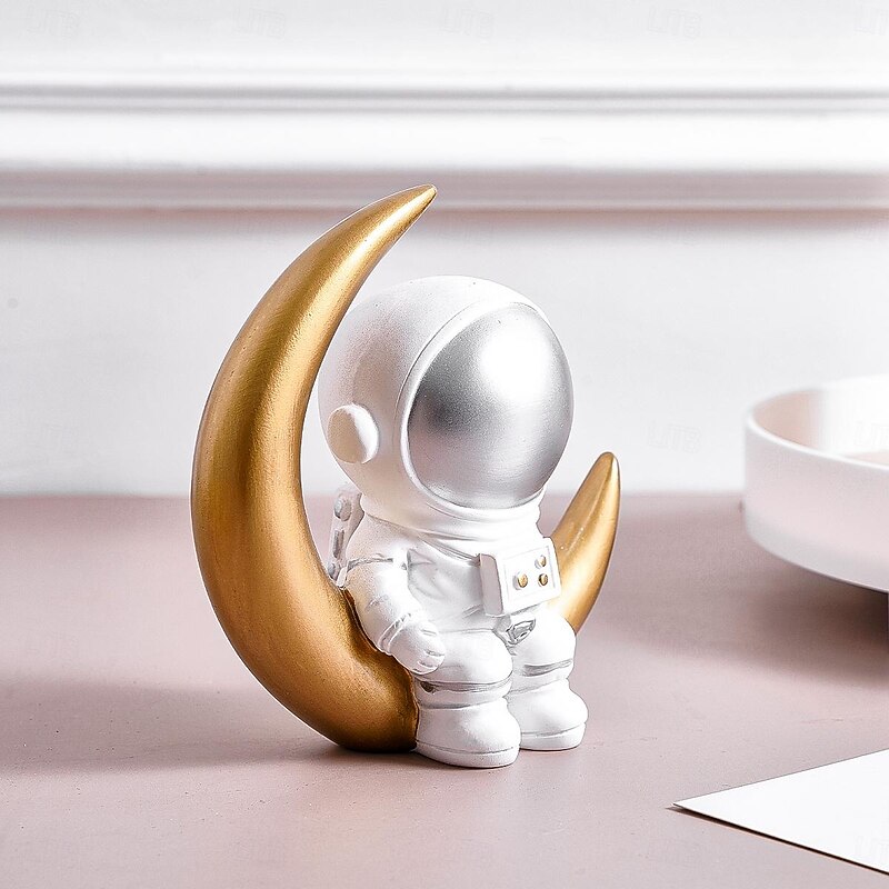 Resin Space Astronaut Figurine, Modern Cartoon Astronaut Model, Resin Craft Decor for Home, Office Desk, Student Gift & Desktop Display3