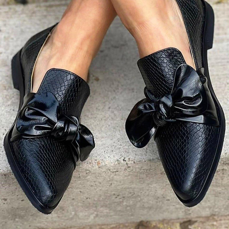 Women's Black Faux Leather Loafers with Bow Detail – Stylish Flat Shoes with Snake Print Texture for Casual and Everyday Wear2