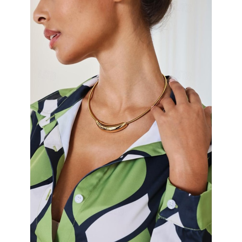 Women's Minimalist Gold-Tone Collar Necklace in Stainless Steel with Gold PVD Plating2