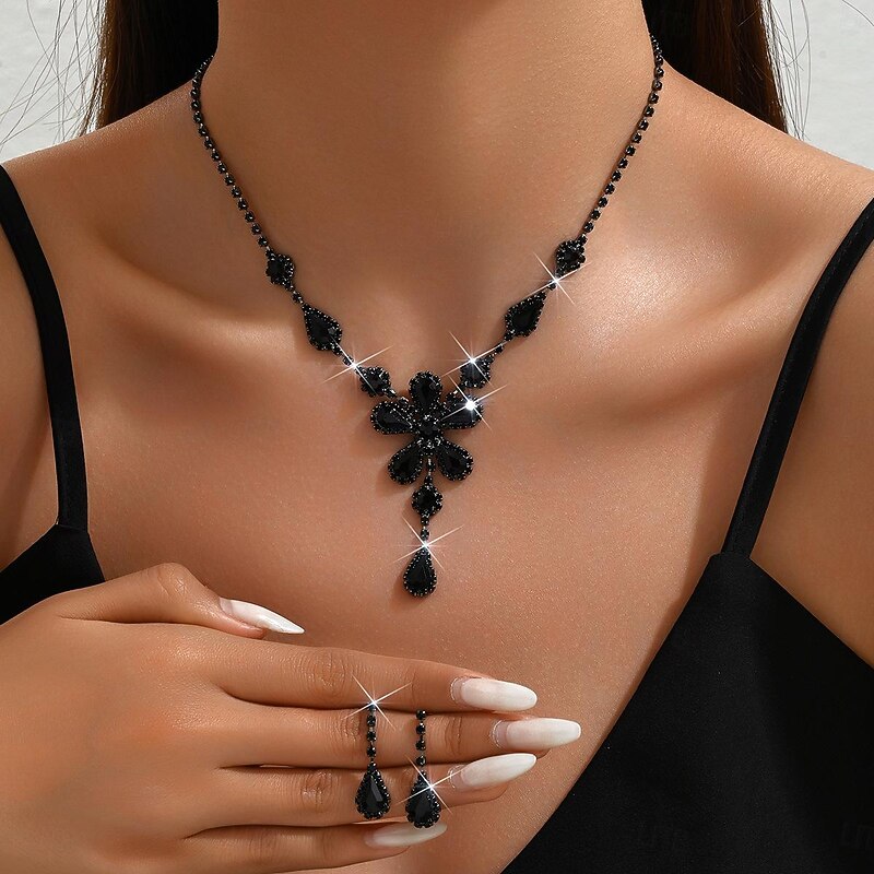 Bridal Jewelry Sets Two-piece Suit Rhinestone Imitation Diamond 1 Necklace Earrings Women's Elegant Vintage Sweet Lovely Classic Flower Love Jewelry Set For Wedding Gift
