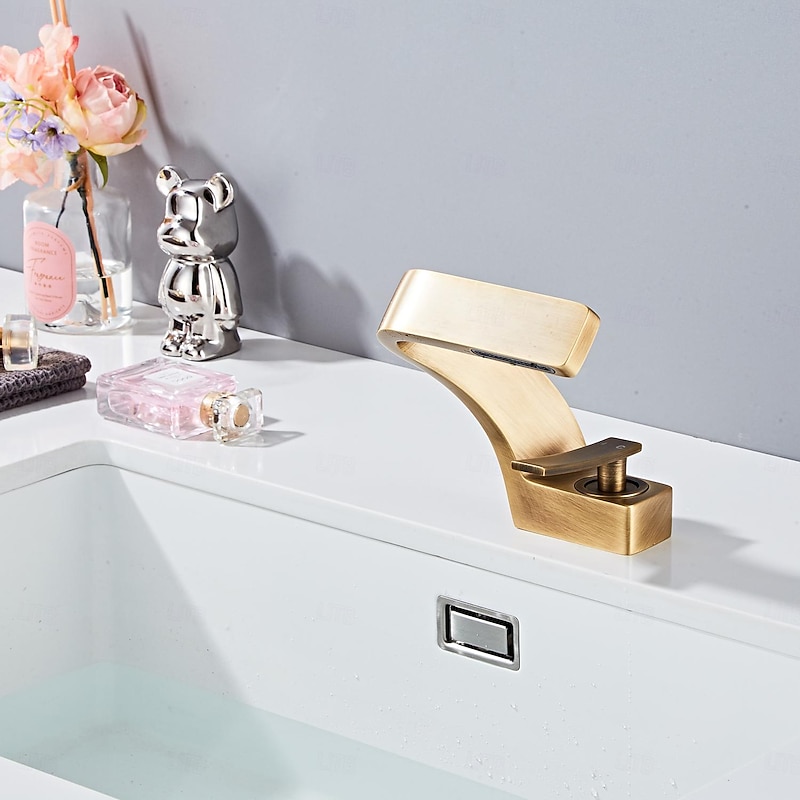 Bathroom Sink Faucet - Waterfall Antique Brass Centerset Single Handle One HoleBath Taps3