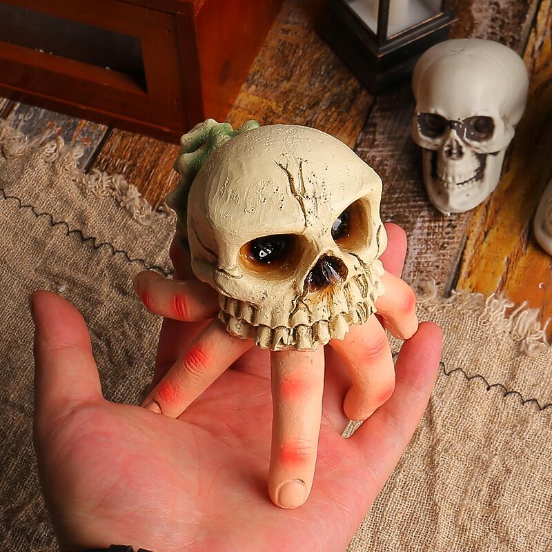 Halloween Skull Simulation Hand Horror Garden Resin Decoration Ghost Festival Skull Conch Ghost Hand Spoof Decorations, Halloween Party Supplies,Halloween Gift2