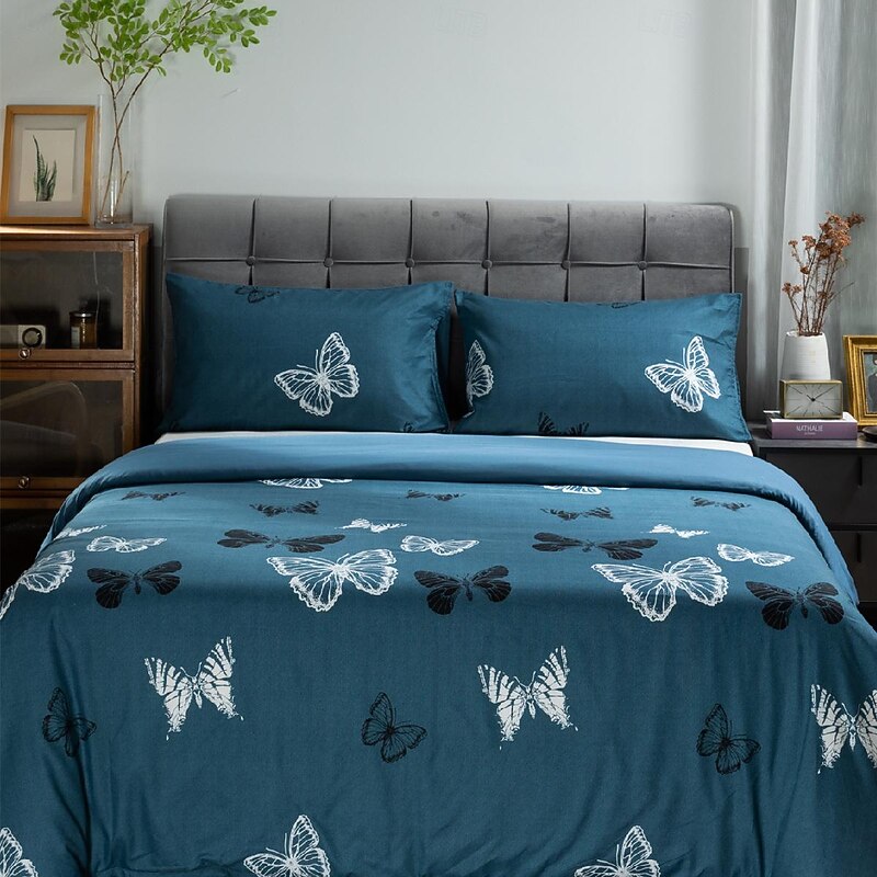 Luminous Duvet Cover Set with Butterfly Print - Glow-in-the-Dark Design - Includes Duvet Cover and Pillowcases - Soft and Comfortable Fabric - Perfect for a Magical Bedroom Decor - Easy to Clean and Maintain
