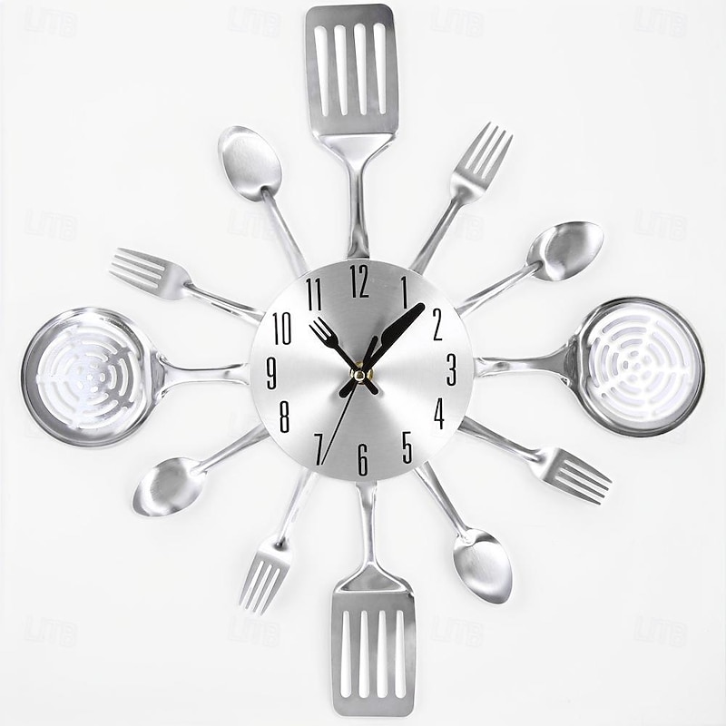 3D Wall Clock Kitchen Metal Fork Knife Clock Decorative Silver2