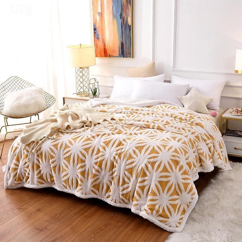 Double cotton fleece jacquard blanket lamb fleece composite blanket single dormitory students3