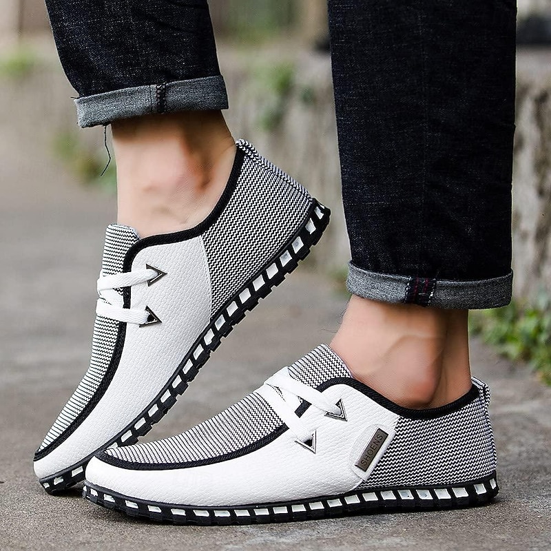 Men's Black and White Woven Slip-On Casual Shoes for Comfort and Style4