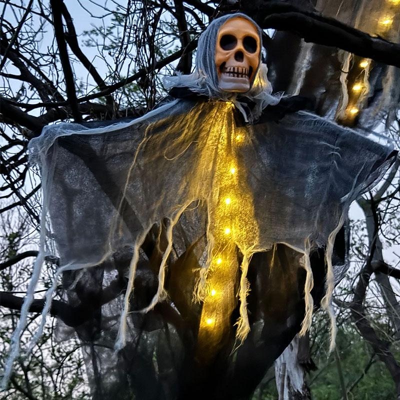 Halloween Lighted Ghost Skulls Funny Garden Decor Lights Party Decorations Cloth Battery Powered Halloween Outdoor Forest Park Haunted House Horror Scene Layout3