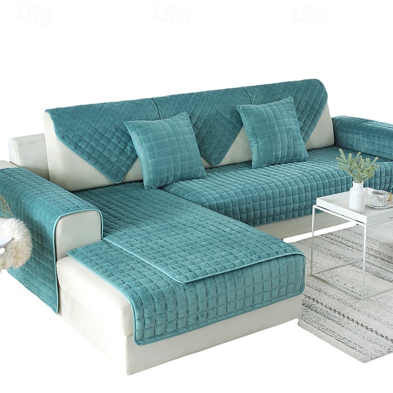Super Soft Velvet Quilted Sofa Couch Covers Non-Slip Sectional Couch Cover Plush Sofa Slipcover Furniture Protector for Pets Kids Children Dog Cat2