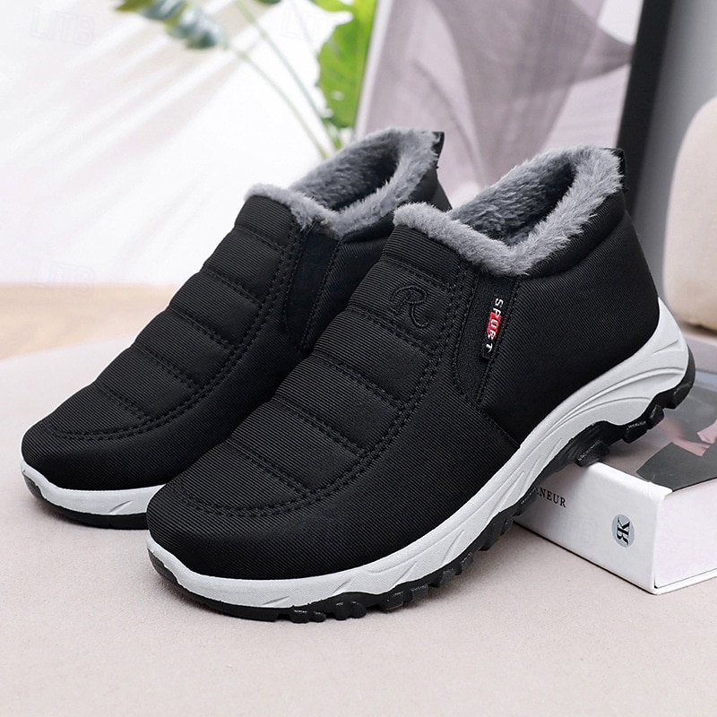 Women's Black Slip-On Winter Shoes with Plush Lining and Non-Slip Sole - Waterproof and Warm Outdoor Footwear2