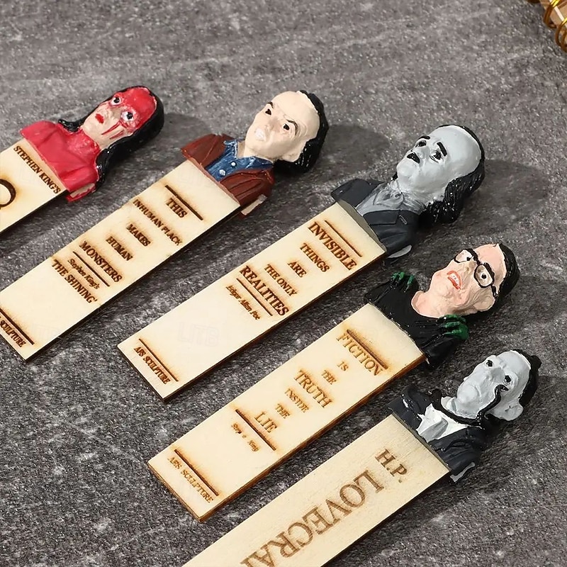 Halloween Horror Bookmarks - Horror Movie Main Character Bookmark, Scarry Halloween Bookmarks, Half-Length Figure Sculpture Bookmarks, Horror Bookmarks for Adults, Horror Bookmark Set4