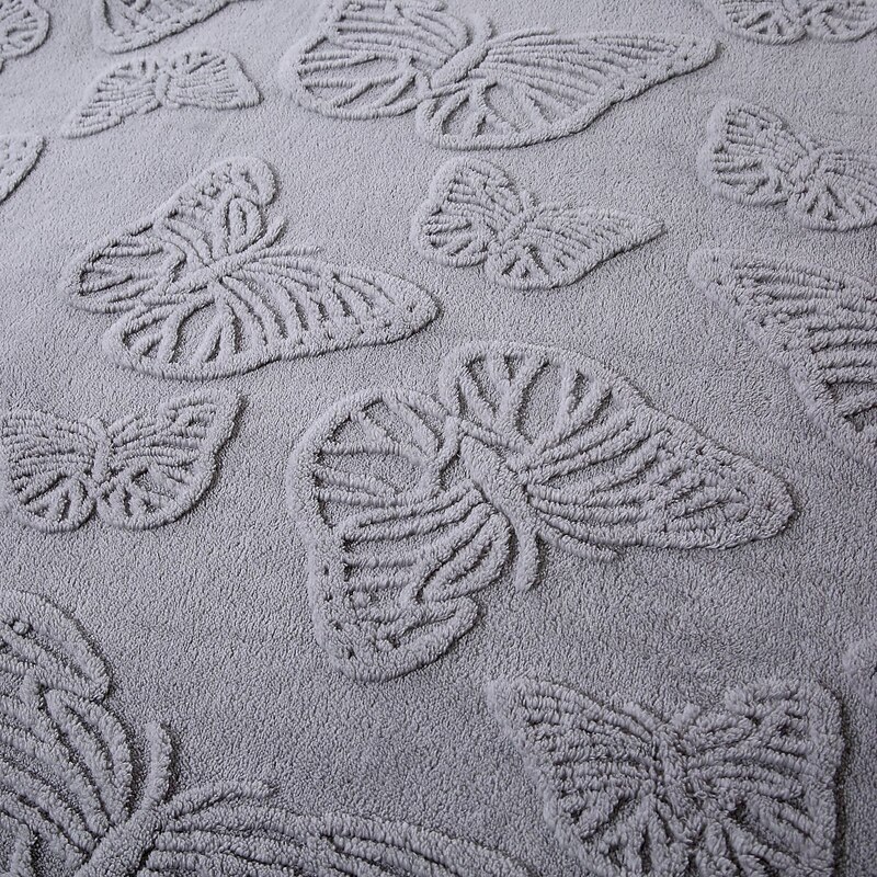 Butterfly Tuff Velvet Bed Blanket - Luxuriously Soft and Elegant - Intricate Butterfly Design for a Touch of Nature - Cozy and Warm for All-Season Comfort - High-Quality, Durable Velvet Fabric2