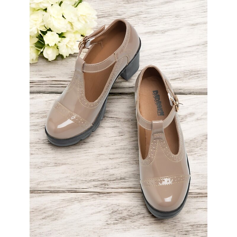 Women's Vintage T-Strap Chunky Heel Shoes - Elegant and Versatile Footwear for Office, Parties, and Everyday Wear3