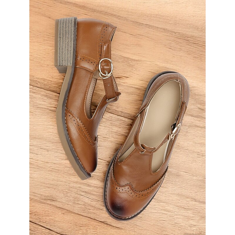 Vintage-Inspired Women's T-Strap Brogues - Elegant Leather Design with Detailed Perforations, Perfect for Business and Stylish Casual Wear3