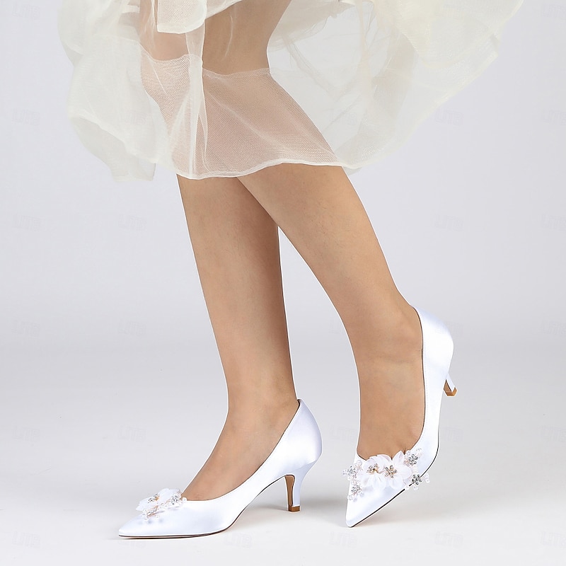 Women's Wedding Shoes Ladies Shoes Valentines Gifts White Shoes Wedding Party Valentine's Day Bridal Shoes Rhinestone Satin Flower Low Heel Pointed Toe Elegant Fashion Luxurious Satin Loafer White