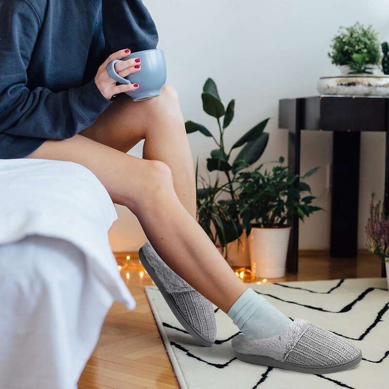 Women's Memory Foam Slippers Fuzzy, Non-Slip, Autumn Winter Warm Fluffy Plush House Slippers for Bedroom2