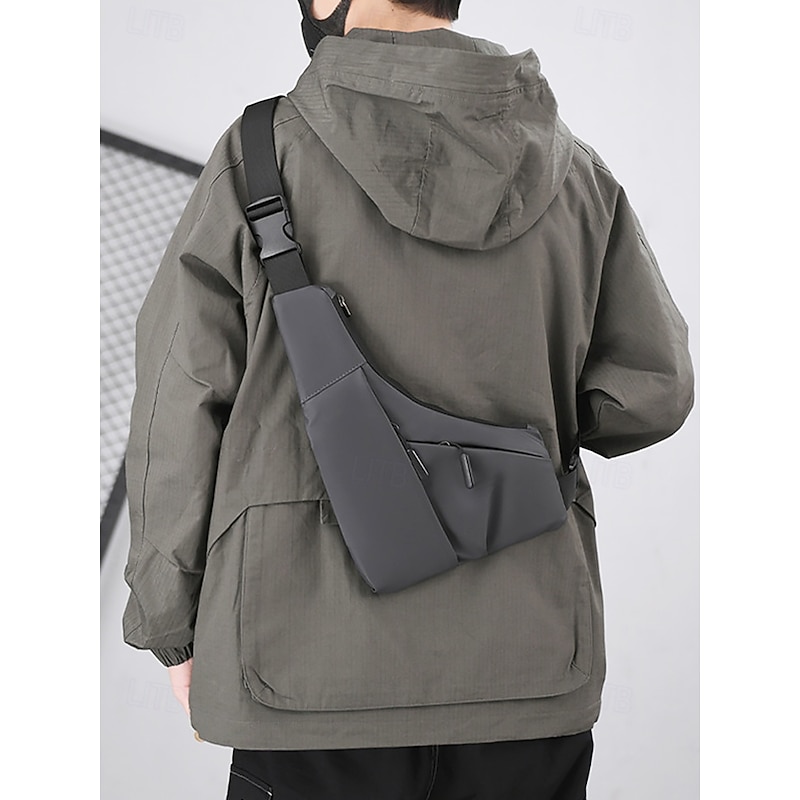 Men's Waterproof Crossbody Sling Bag – Stylish Anti-Theft Design for Travel and Outdoor Use2