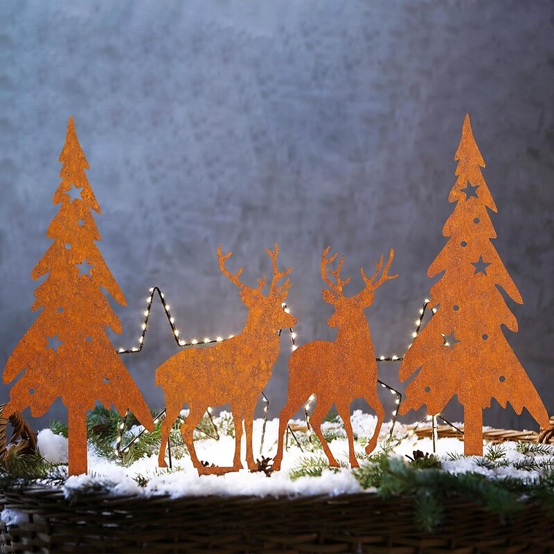 4-Piece Metal Christmas Tree and Deer Garden Rustic Stakes, 4-Piece Outdoor Rust-Coloured Christmas Decoration Set, Reindeer and Christmas Trees for Yard and Garden Decor4