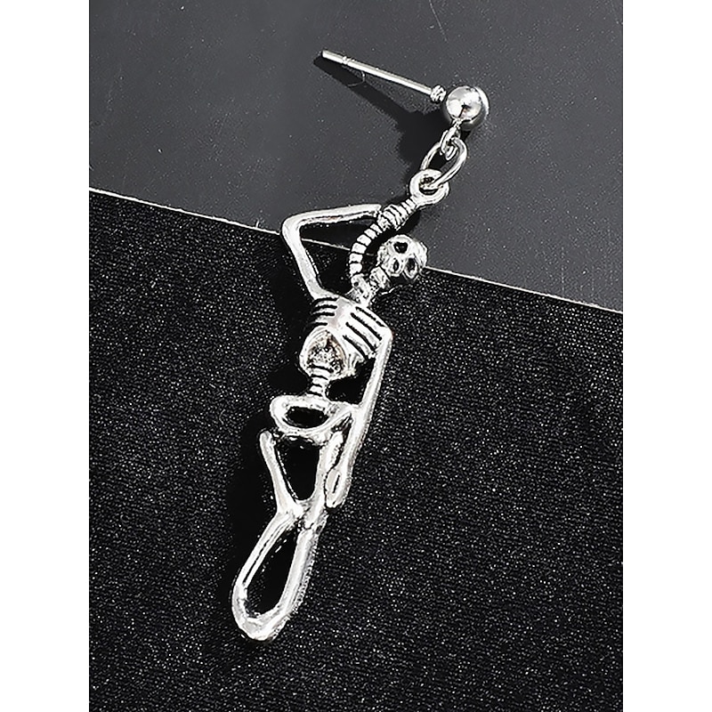 Gothic Skeleton Dangle Earring with Ear Cuff, Vintage Silver Halloween Jewelry for Cosplay and Punk Fashion3