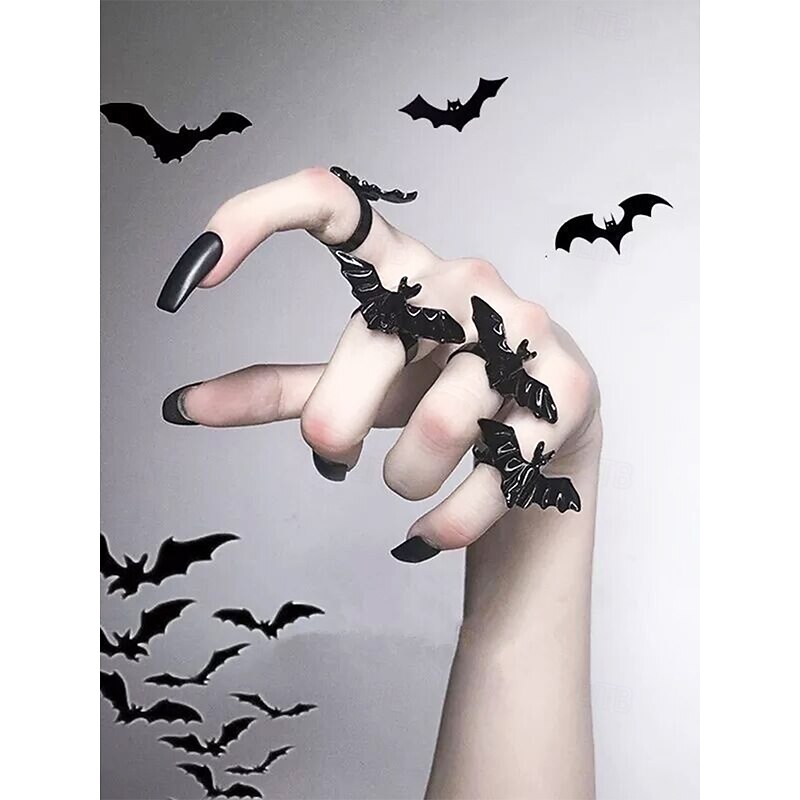 Halloween Black Bat Ring – Gothic Style Adjustable Ring for Women, Perfect for Halloween Costumes and Cosplay2