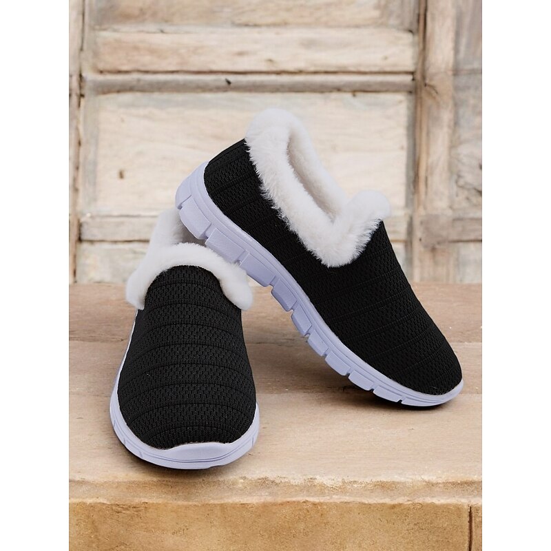 Women's Black Slip-On Winter Shoes with Plush Fur Lining and Lightweight Sole, Cozy and Warm Footwear for Cold Weather4