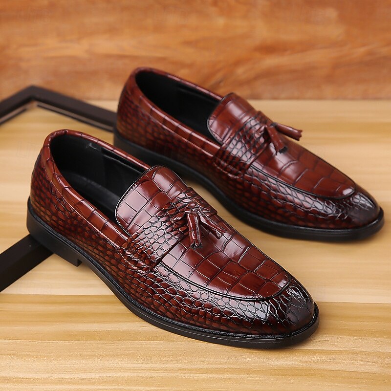 Men's Luxury Crocodile Embossed Leather Loafers with Tassel Detail - Elegant Slip-On Shoes for Business and Formal Wear2