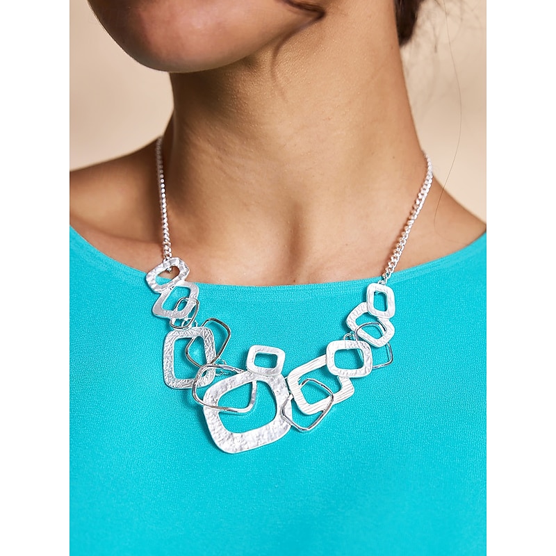 Women's Geometric Silver Statement Necklace and Earrings Set – Modern Hammered Metal Jewelry for Parties and Formal Events