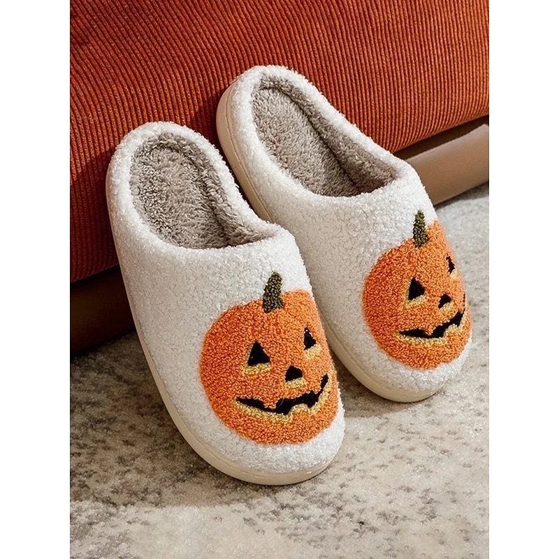Halloween-Themed Cozy Fleece Slippers for Women with Pumpkin and Skull Patterns – Fun Indoor Footwear for Fall and Halloween Parties3