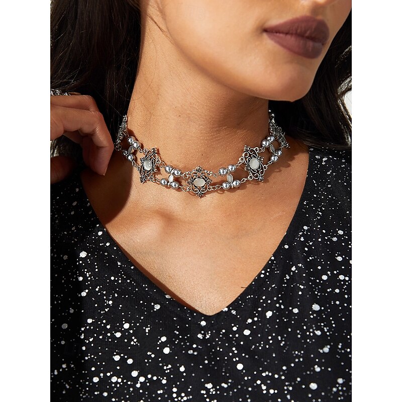 Vintage Gothic Choker Necklace with Pearl and Filigree Detailing - Elegant Statement Jewelry for Cosplay, Costume Parties, and Special Occasions3