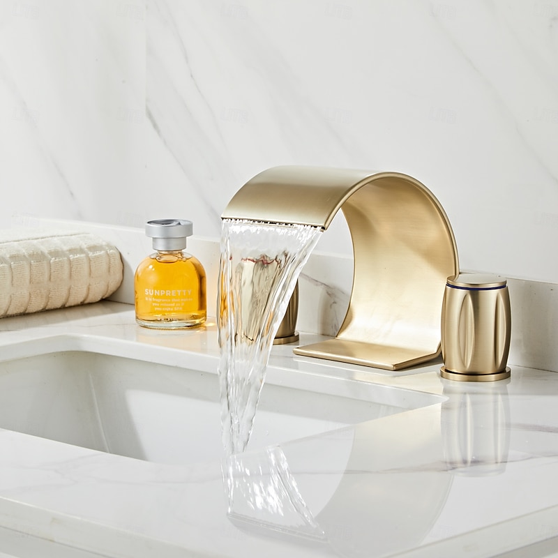 Bathroom Sink Faucet - Waterfall Chrome / Oil-rubbed Bronze / Nickel Brushed Widespread Two Handles Three HolesBath Taps