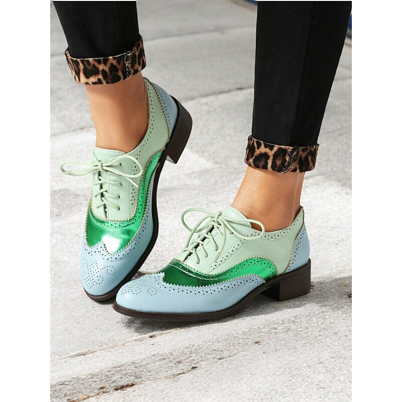 Women's Red and Black Patent Leather Oxford Shoes with Brogue Detailing – Vintage-Style Lace-Up Formal Shoes for Business and Casual Wear