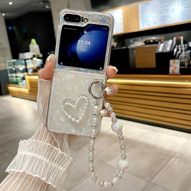 Phone Case For Samsung Galaxy Z Flip 7 Z Flip 6 Z Flip 5 Z Flip 4 Z Flip 3 Back Cover with Wrist Strap Shockproof Retro PC4