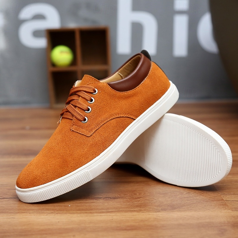 Men's Casual Lace-Up Suede Sneakers – Brown Retro Low-Top Shoes with Comfortable White Sole for Everyday Wear3