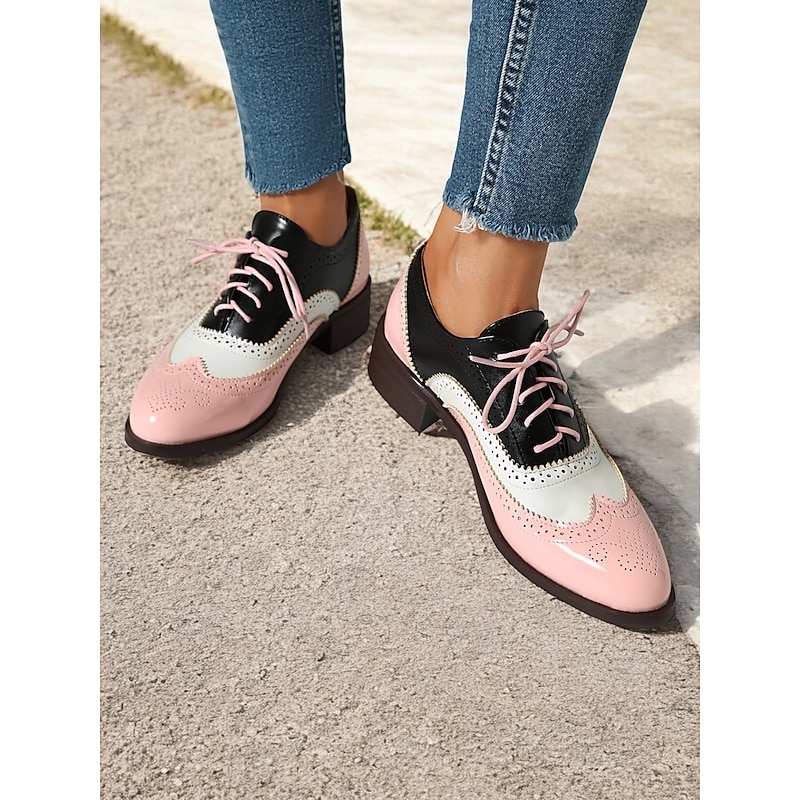 Women's Retro Pink and Black Oxford Shoes – Patent Faux Leather Lace-Up Brogues for Vintage Casual Style and Fashionable Outings2