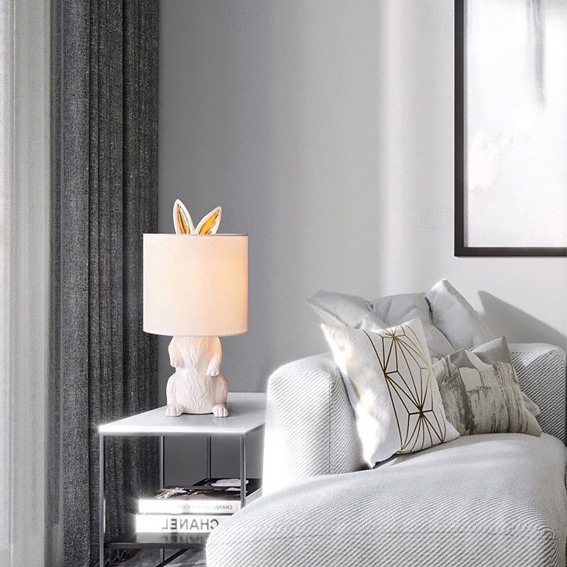 Desk Lamp Modern Resin Table Lamp White Little White Rabbit lamp Body Bedside Desk lamp for Bedrooms 90-240V2
