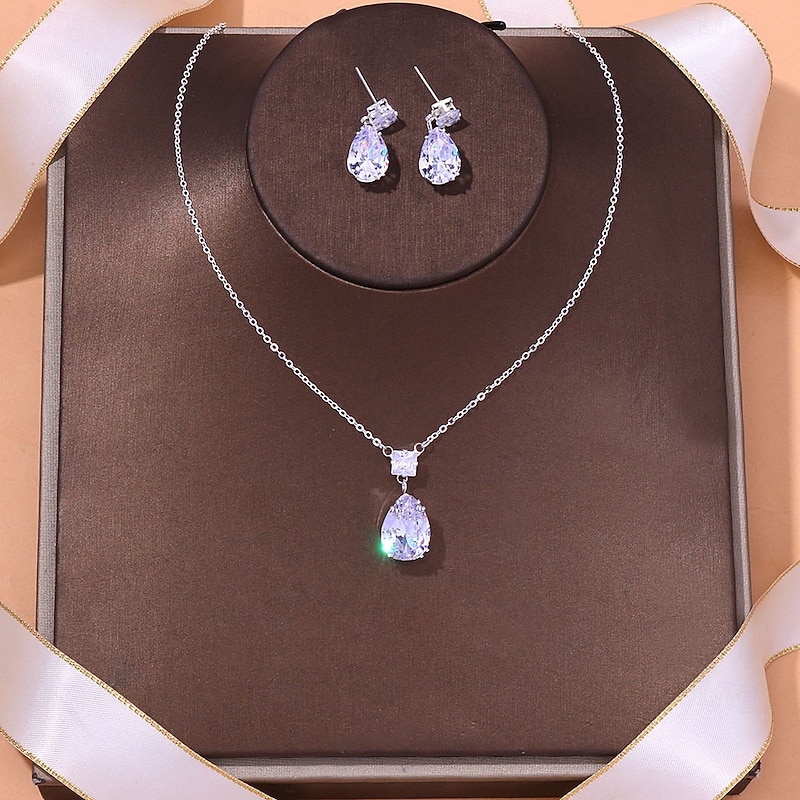 Elegant Teardrop Crystal Necklace and Earring Set – Sparkling Jewelry for Brides and Formal Occasions