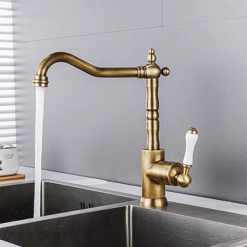 Kitchen Faucet 360 Swivel Antique Sink Faucet Mixer Tap Fashion Gold Sink Faucet Copper Hot and Cold Basin Tap2
