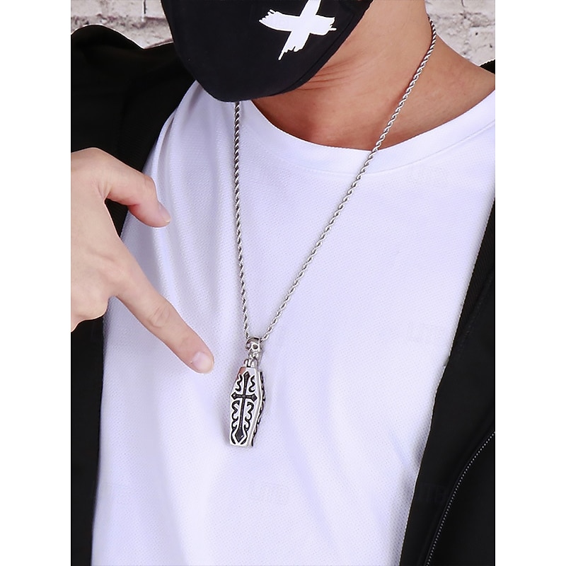Gothic Skull and Coffin Cross Pendant Necklace – Stainless Steel Vintage-Style Amulet for Men3
