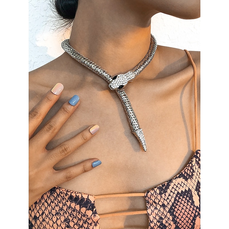 Elegant Gold Snake Necklace for Women – Rhinestone-Encrusted Statement Jewelry with Serpentine Design for Special Occasions and Parties2