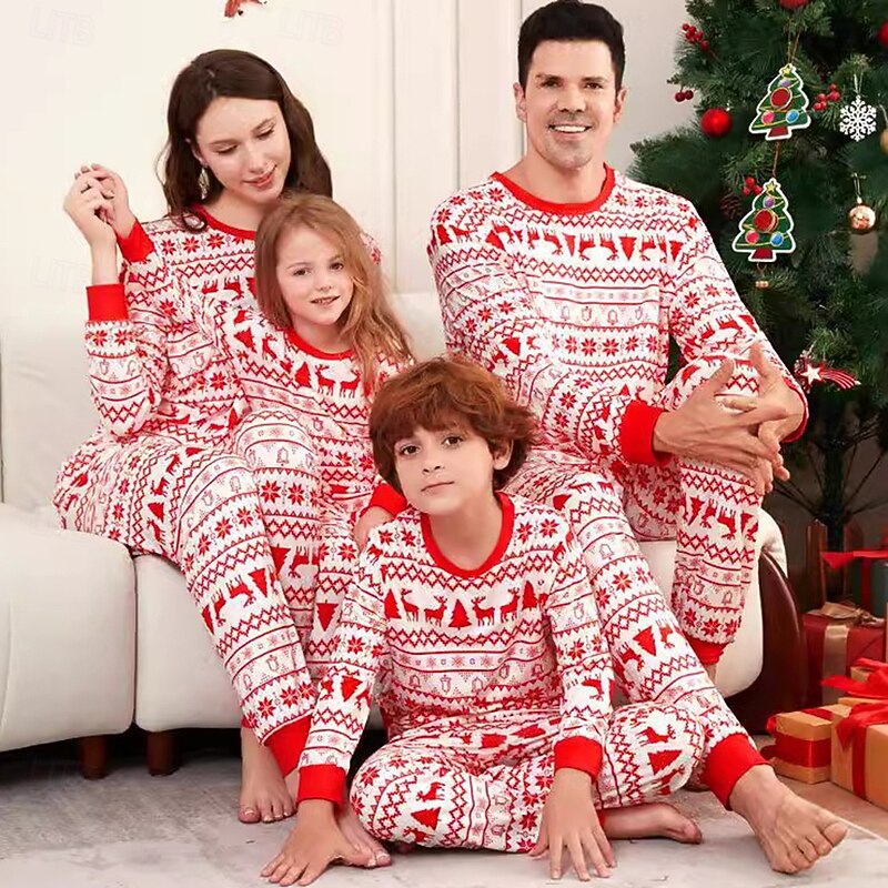 Reindeer Family Christmas Pajamas Nightwear Men's Women's Boys' Girls' Family Matching Outfits Sweet Adults Kid's Christmas New Year Christmas Eve Christmas Vacation Home Wear Top Pants