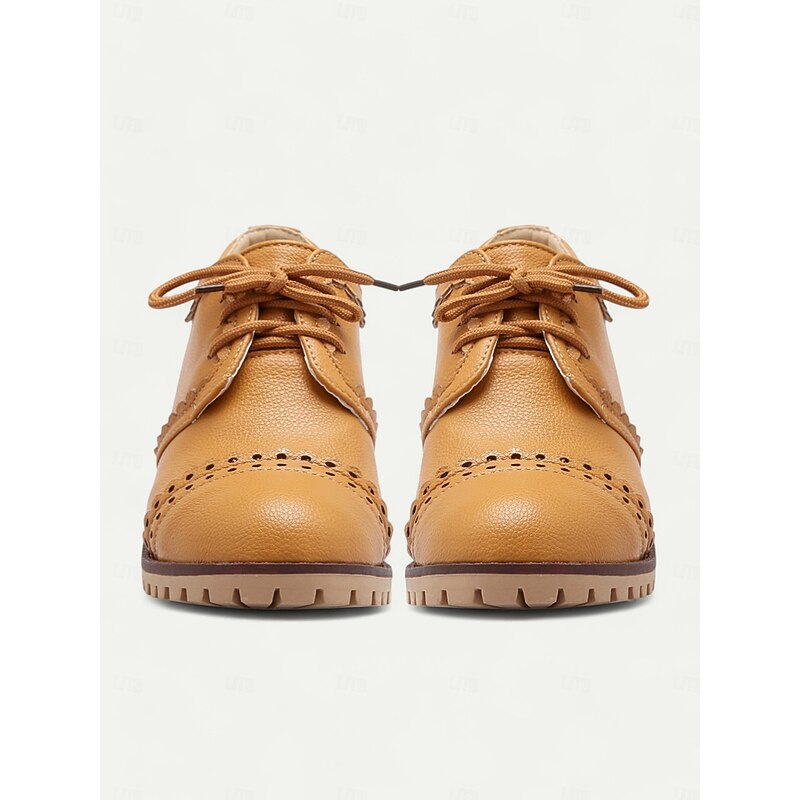 Women's Black Lace-Up Oxford Shoes with Brogue Detailing and Block Heel – Stylish Vintage-Inspired Footwear for Work and Casual Wear4