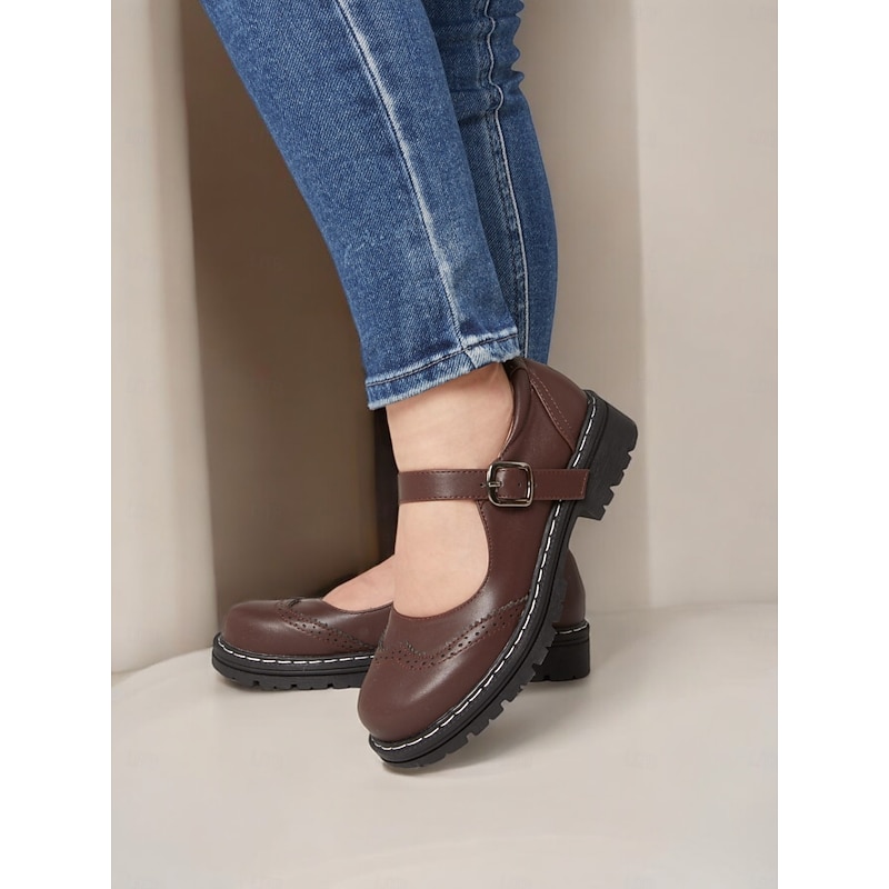 Women's Brown Mary Jane Shoes with Brogue Detailing, Buckle Strap, and Chunky Non-Slip Sole – Retro Casual Footwear for Everyday Wear