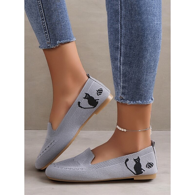Women's Casual Knit Loafers with Black Cat Design – Breathable Slip-On Flats for Everyday Comfort2